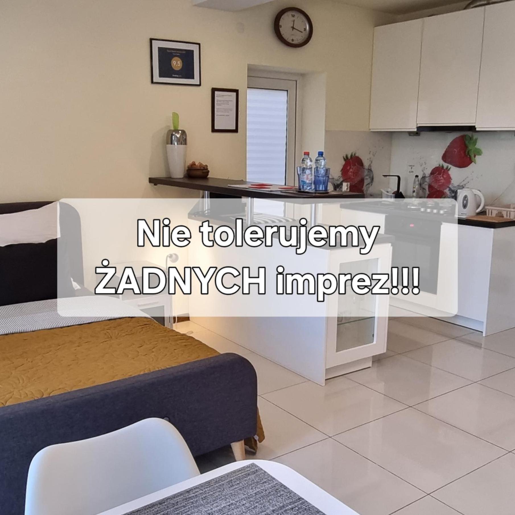 Casa Pablo Apartment Jablonna  ภายนอก รูปภาพ