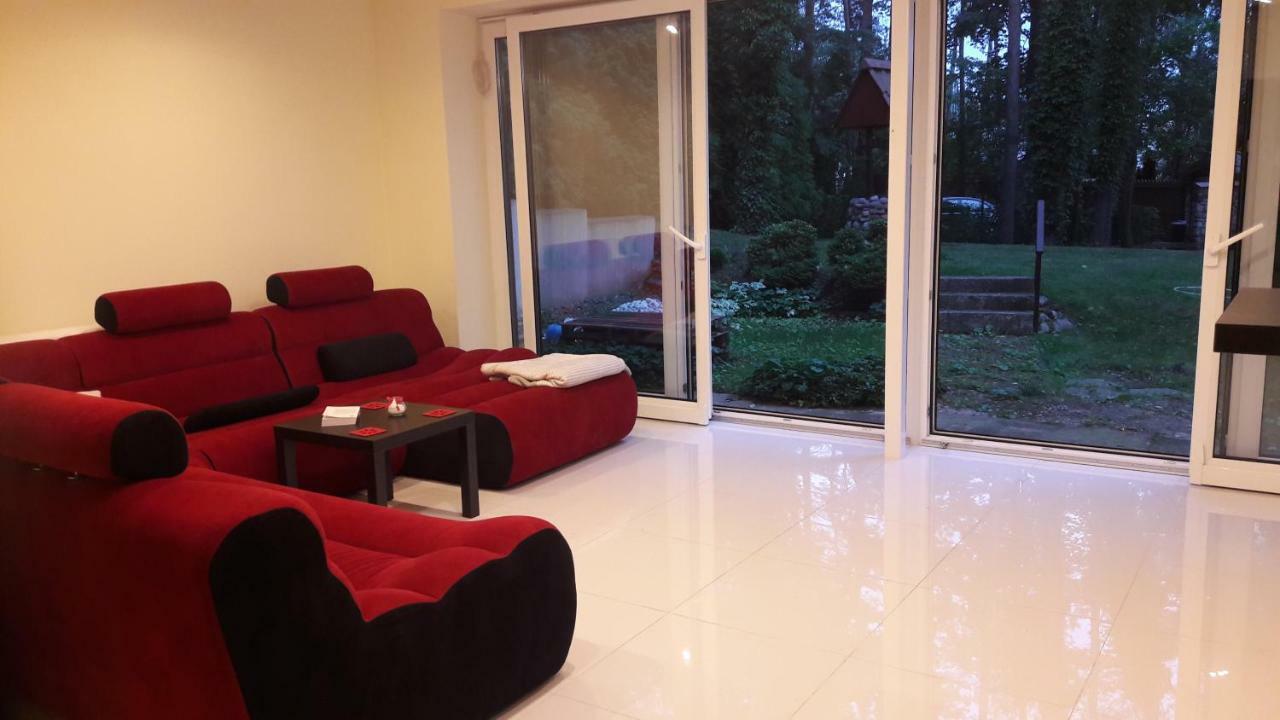 Casa Pablo Apartment Jablonna  ภายนอก รูปภาพ